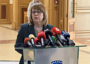 LDK-ja mbledh nënshkrime nga deputetët, i kërkon ZRrE-së anulimin e vendimeve për rrymën