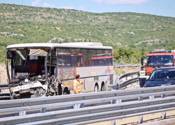 12 të lënduar nga përplasja e autobusëve në Kroaci