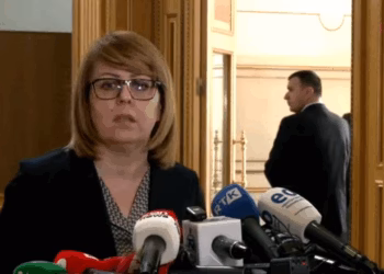 Bajrami: Kështu do të veprojmë derisa LVV të reflektojë