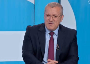 A mund të ketë një mundësi të koalicion VV-ja me PDK-në?- Flet analisti politik