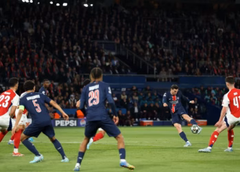 PSG-ja në epërsi ndaj Arsenalit, pas 45 minutave