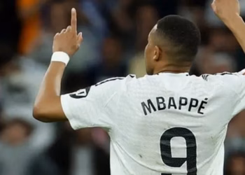 Mbappe, 40 gola në sezonin debutues, kandidat për “Këpucën e artë”