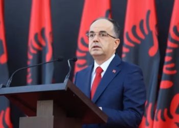 Begaj pas rizgjedhjes së Albaneses kryeministër i Australisë: Krenar për udhëheqësin me rrënjë arbëreshe