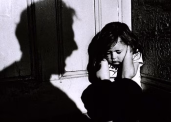 Burri rrah vajzën dhe gruan në Suharekë