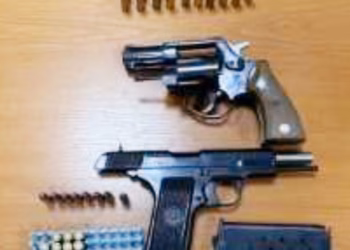 Dyshohet se i biri la dy fishekë në dhomë të babait pas një mosmarrëveshje