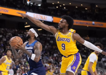 NBA: Minnesota eliminon Lakers nga Play-Offi, pas pesë ndeshjeve, Houston rihap garën me Golden State