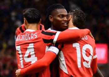 Arsenali rivalizon Chelsean për yllin e madh të Milanit