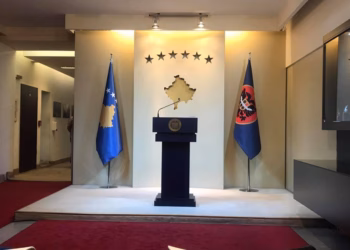 Vuçiq në Moskë për paradën, reagon Presidenca e Kosovës