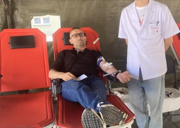 Nis aksioni për dhurimin e gjakut, në sheshin “Nënë Tereza”, në Prishtinë