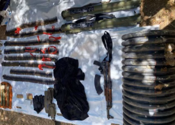“Një arsenal i mjaftueshëm për një njësit terrorist”- Sveçla: Armatimi u gjet në objektin që i përket Aleksandar Arsenijeviç