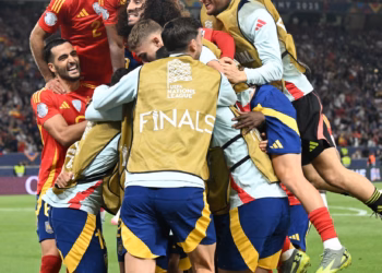 Spanjë – Francë, spektakël e dramë, por “Stuhia e kuqe” kalon në finalen e Ligës së Kombeve