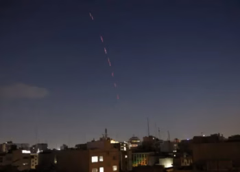 Izraeli dhe Irani vazhdojnë sulmet ndaj njëri-tjetrit