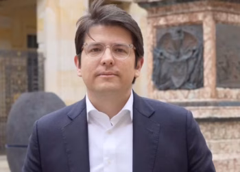 Kandidati i mundshëm për president të Kolumbisë qëllohet me armë zjarri