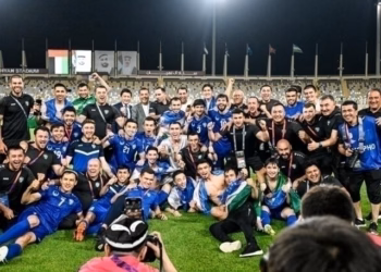 Uzbekistani kualifkohet në Botëror, shpërblen lojtarët me vetura