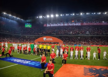 Federata serbe lavdëron FSHF-në, dënon sjelljet e shikuesve