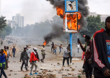 Të paktën 16 të vrarë dhe 400 të plagosur gjatë protestave në Kenia