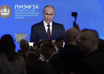 Putin ofron të ndërmjetësojë përfundimin e konfliktit mes Izraelit dhe Iranit