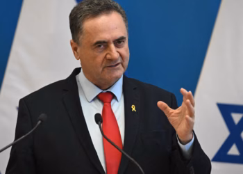 Ministri izraelit i Mbrojtjes kërcënon me jetë udhëheqësin suprem të Iranit