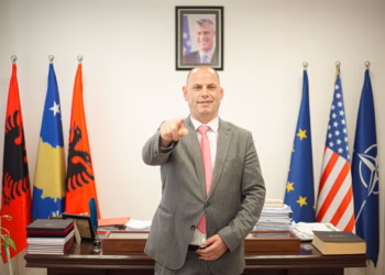 Lladorvci pasi nuk u kandidua për kryetar: Ky është fillimi i fundit politik për bedelët dhe përkrahësit e tyre