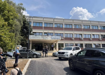 Detaje nga aksioni i Prokurorisë dhe Policsë ku arrestuan katër zyrtarë