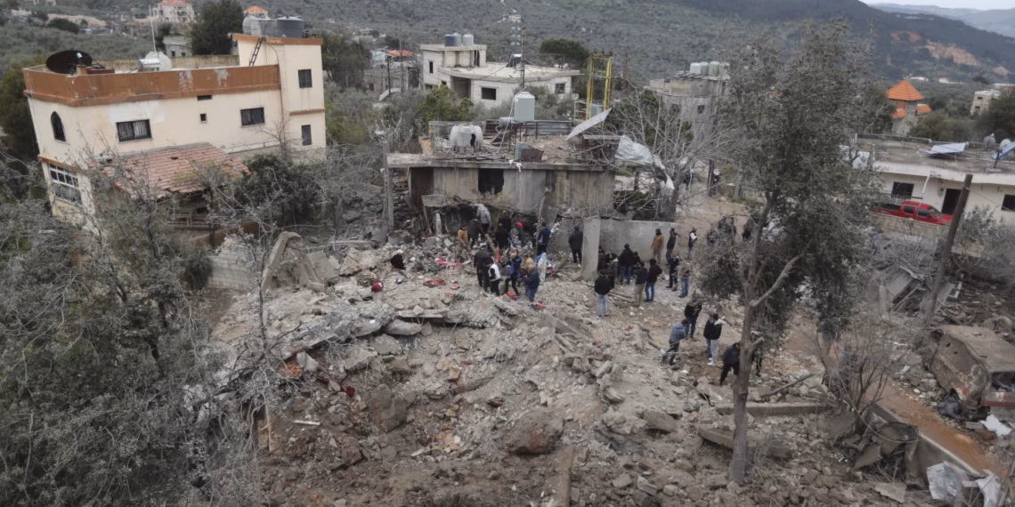 Sulmet ajrore izraelite vrasin 12 persona në Liban, pavarësisht armëpushimit