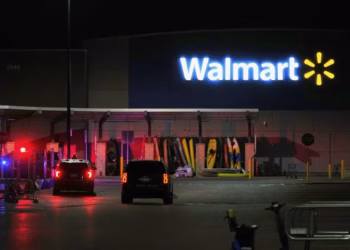 11 persona të plagosur nga një sulm me thikë në një supermarket në Michigan