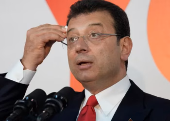 Kryetari i bashkisë së Stambollit dënohet me burg për kërcënimin e prokurorit të Stambollit