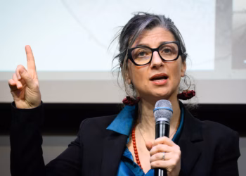 Ekspertja e OKB-së për sanksionet amerikane: E di se çfarë rrezikojnë njerëzit kur qëndrojnë kundër fuqive të mëdha