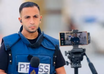 “Kam frikë për babanë tim”: Rishfaqet videoja e vajzës së Anas al-Sharif pas vrasjes së tij