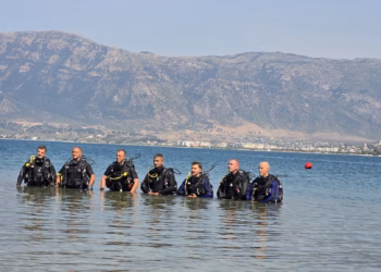FSK trajnohet në bazën e Forcave Detare të FARSH