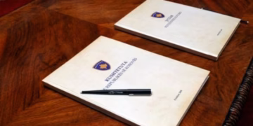 A është normalizuar shkelja e Kushtetutës në Kosovë?