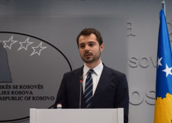 Kryeziu i reagon Tahirit lidhur me deklaratat mbi fotografinë me Mefail Shkodrën