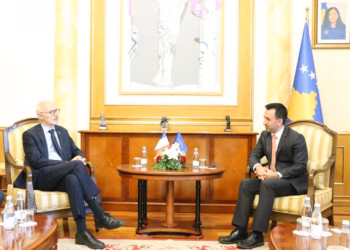 Basha dhe Guérot diskutojnë për thellimin e marrëdhënieve Kosovë-Francë