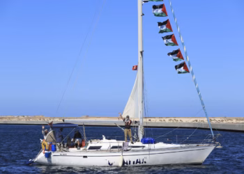 Flota e aktivistëve që synon të thyejë bllokadën e Gazës sulmohet me dronë gjatë natës