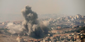 Trupat izraelite hyjnë në Libanin Jugor, hedhin në erë një ndërtesë