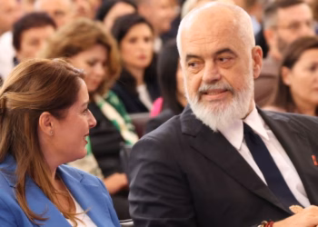 Rama njofton zgjedhje të parakohshme në Tiranë, Manastirliu në vend të Veliajt