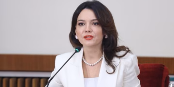 Elisa Spiropali merr pozitën për Ministre të Jashtme