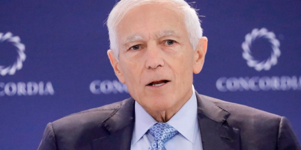 Prokuroria s’e kundërshton pranimin e deklaratës së Wesley Clark në prova materiale