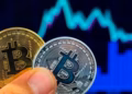 Bitcoin rritet mbi 110 mijë dollarë pas rimëkëmbjes së tregut
