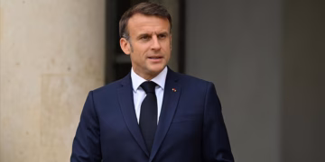 Presion mbi presidentin francez për zgjedhje të parakohshme ose dorëheqje
