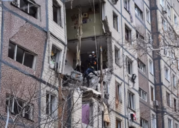 Rusia sulmon infrastrukturën e energjisë të Ukrainës