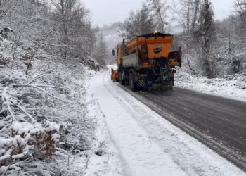 Fillon kriposja dhe pastrimi i rrugëve, Durmishi apelon qytetarët për kujdes në vozitje