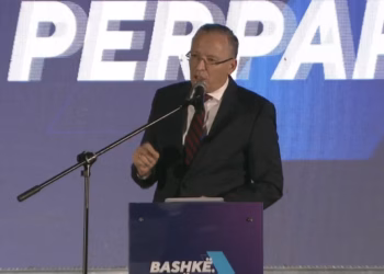 ​Hamza premton fond për të papunët, rritje 50 për qind të pagave e pensioneve