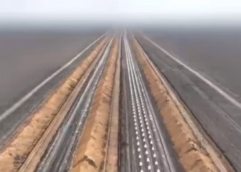 ​Ukraina krijon mijëra fortifikata në vijën e parë të frontit