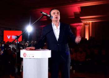 ​Kurti në Podujevë: Banka Zhvillimore do të mbështesë prodhimtarinë me 1 miliard euro