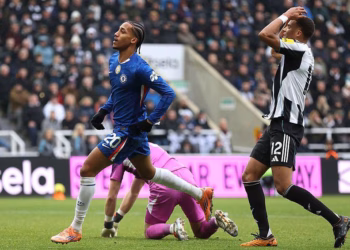 Spektakël ndërmjet Newcastle e Chelseat, nga një pikë për të dyja skuadrat