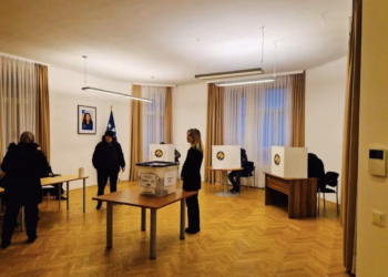 KQZ: Në përfaqësitë diplomatike lejohet identifikimi për votim me dokumente të skaduara të vlefshmërisë