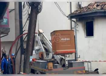 Tre fëmijët e lënduar nga djegia e shtëpisë në Prizren në gjendje stabile