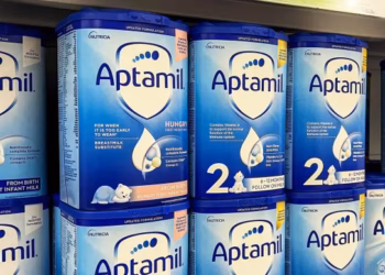AUV: Qumështi Aptamil është i sigurt për përdorim dhe rikthehet në treg
