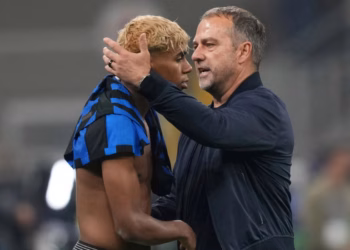 Flick flet për reagimin e Yamalit pas zëvendësimit